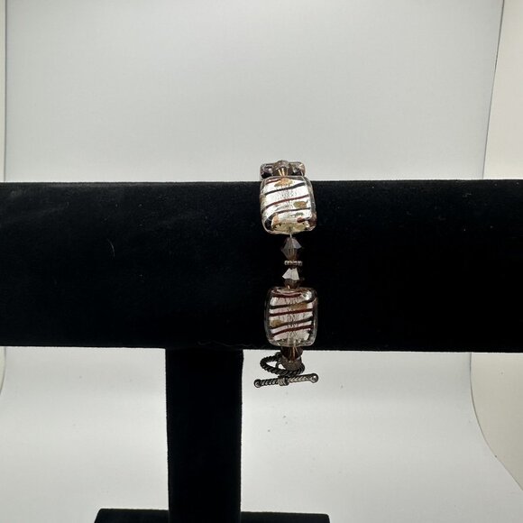 Handcrafted Glass Bead Bracelet With Metallic Swirl Design - Picture 3 of 6